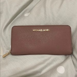MICHAEL KORS DUSTY ROSE WALLET